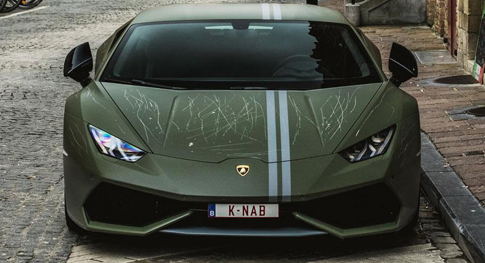  Vandal Goes To Town On Rare Lamborghini Huracan Avio