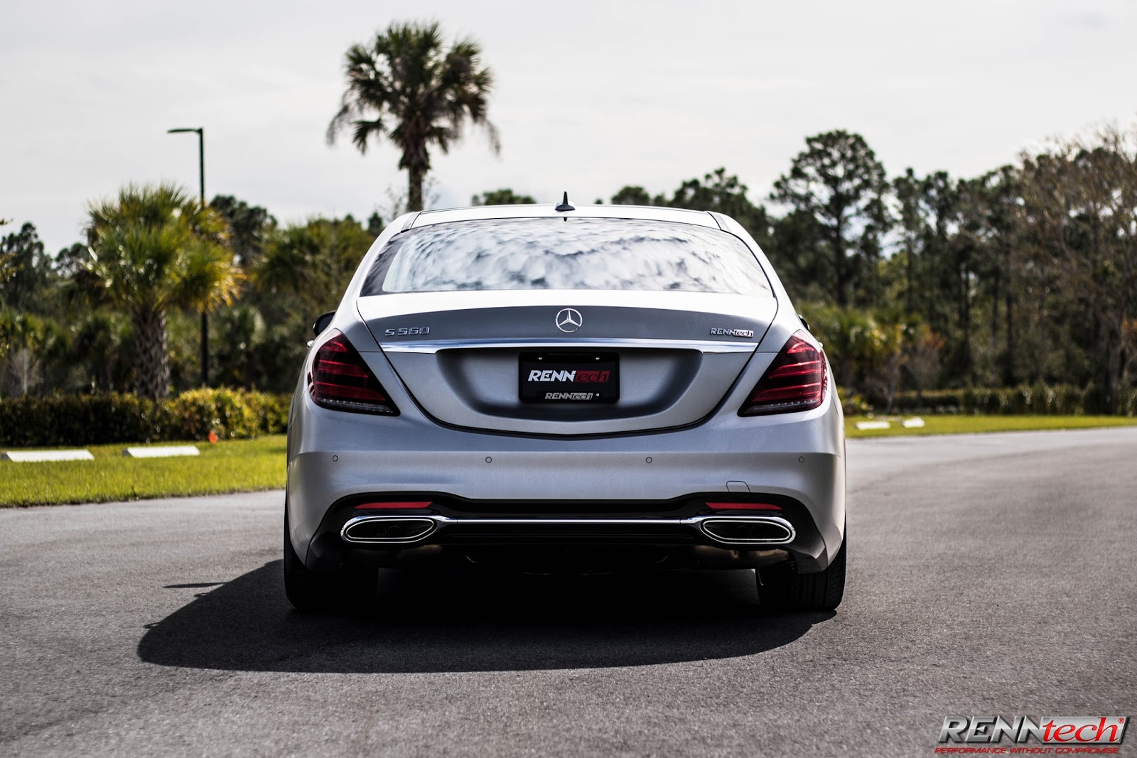 mercedes-s560-renntech-tuning-2 Renntech Injects Mercedes S560 With 584HP, Plus Other Upgrades