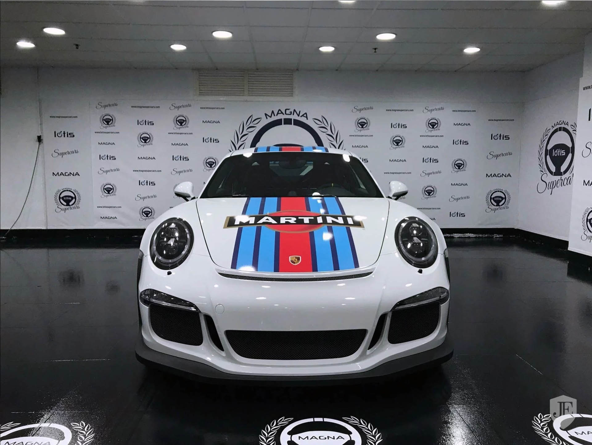 porsche-911-gt3-rs-martini-07 We’ll Take Our Porsche 911 GT3 RS With Martini Stripes, Thank You