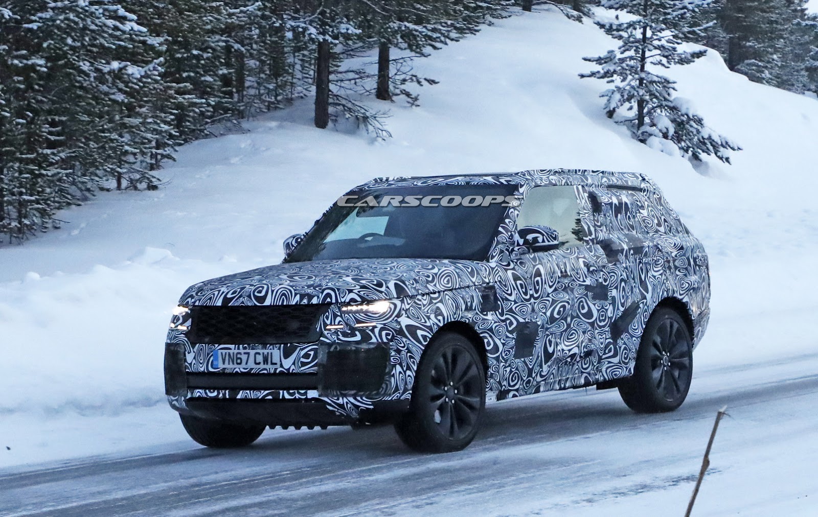 range-rover-coupe-spy-shots-4 Range Rover SV Coupe Announced, Debuts In Geneva