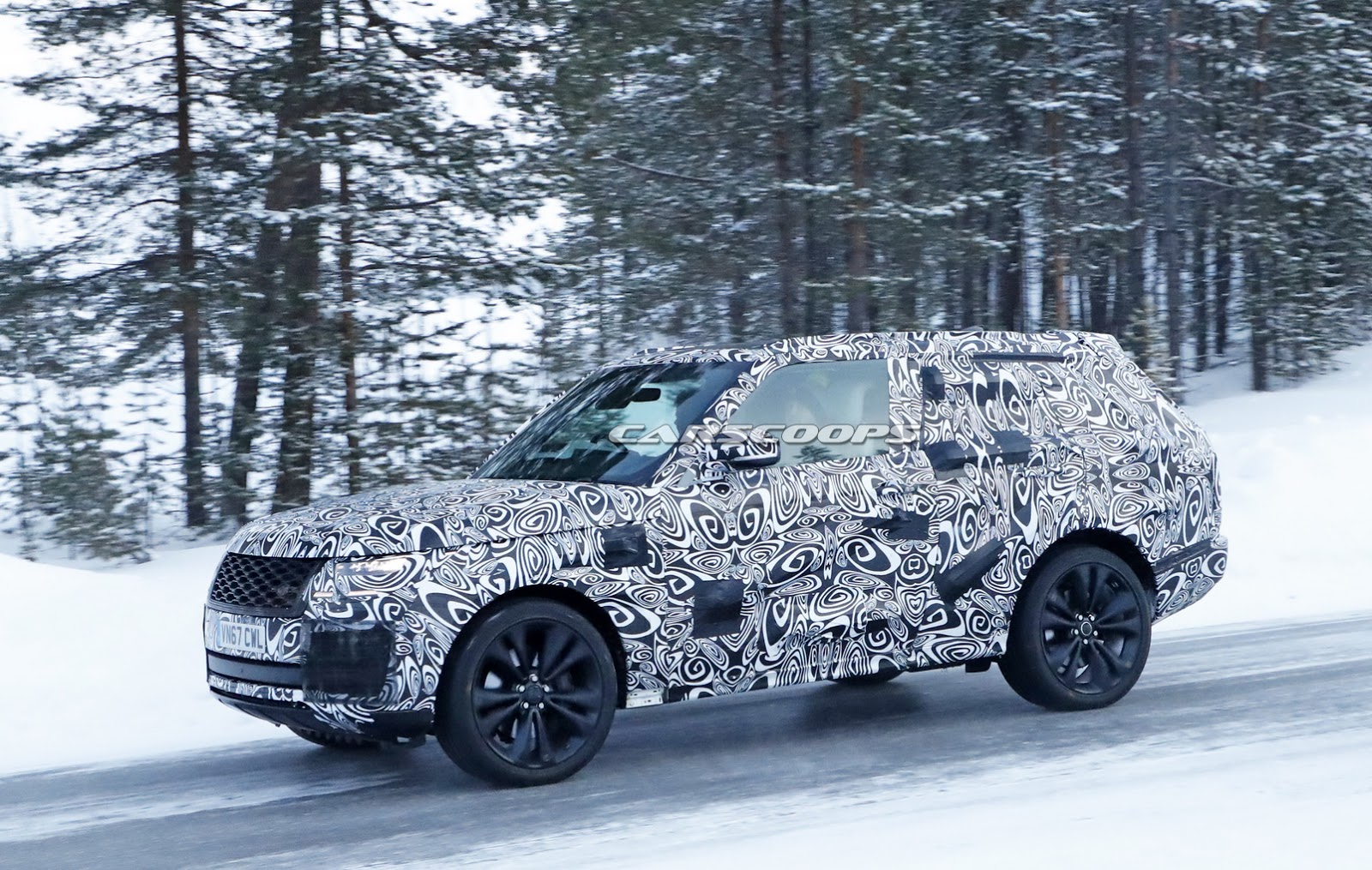 range-rover-coupe-spy-shots-5 Range Rover SV Coupe Announced, Debuts In Geneva