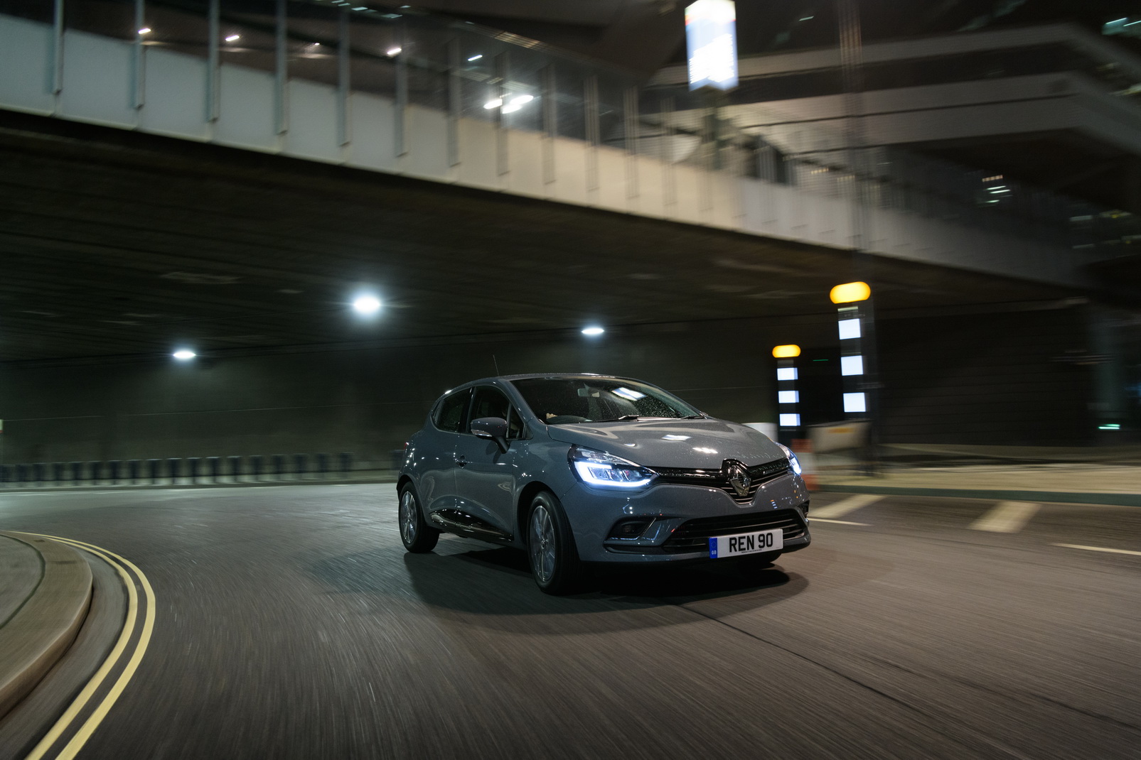 renault-clio-urban-nav-edition-3 Renault Feeding UK Buyers ‘Urban Nav’ Special Edition Clio For £16,225