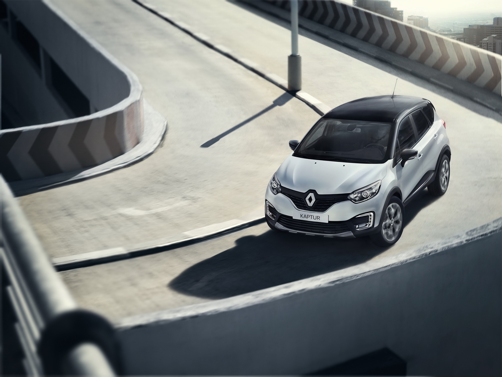 renault-kaptur-3 New Renault Crossover Coupe Heading To Moscow Show