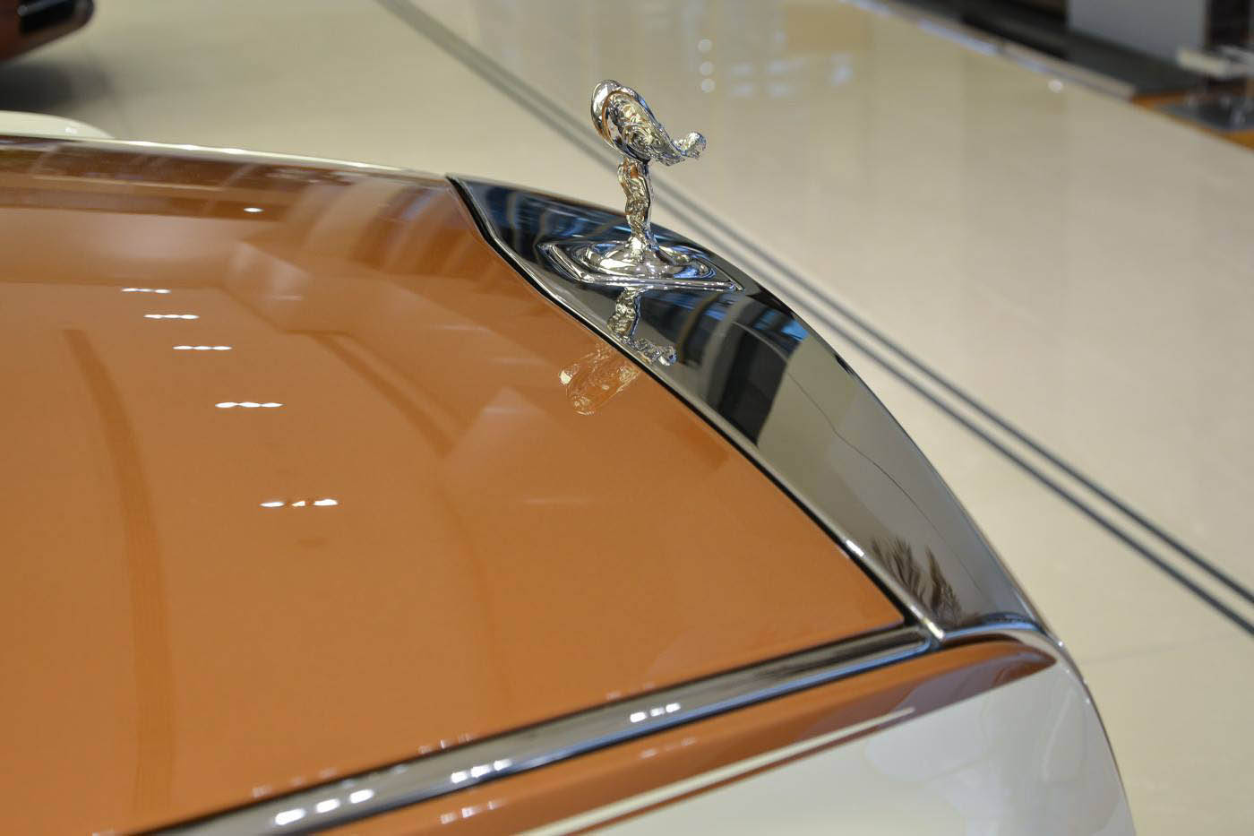 rolls-royce-phantom-abu-dhabi-21 The New Rolls-Royce Phantom Looks Particularly Arabian In Abu Dhabi