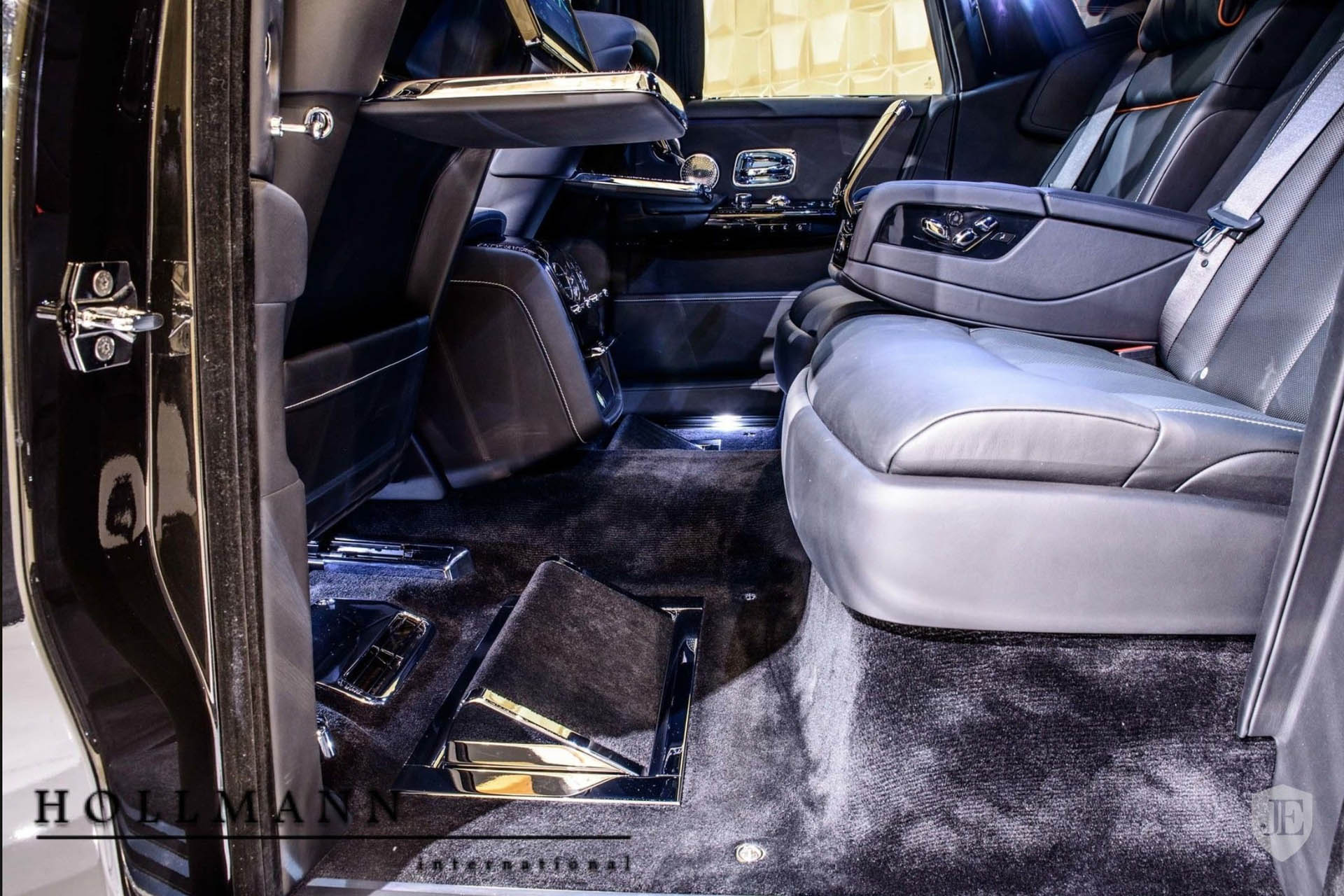 rolls-royce-phantom-viii-hollmann-06 Want A New Rolls-Royce Phantom? This German Dealer Already Has One In Stock