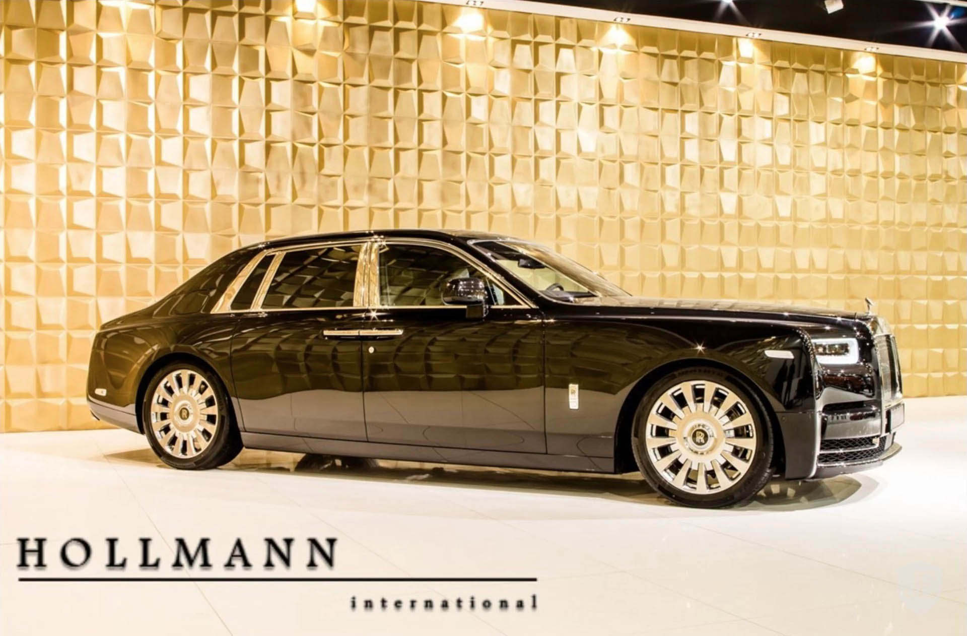 rolls-royce-phantom-viii-hollmann-23 Want A New Rolls-Royce Phantom? This German Dealer Already Has One In Stock