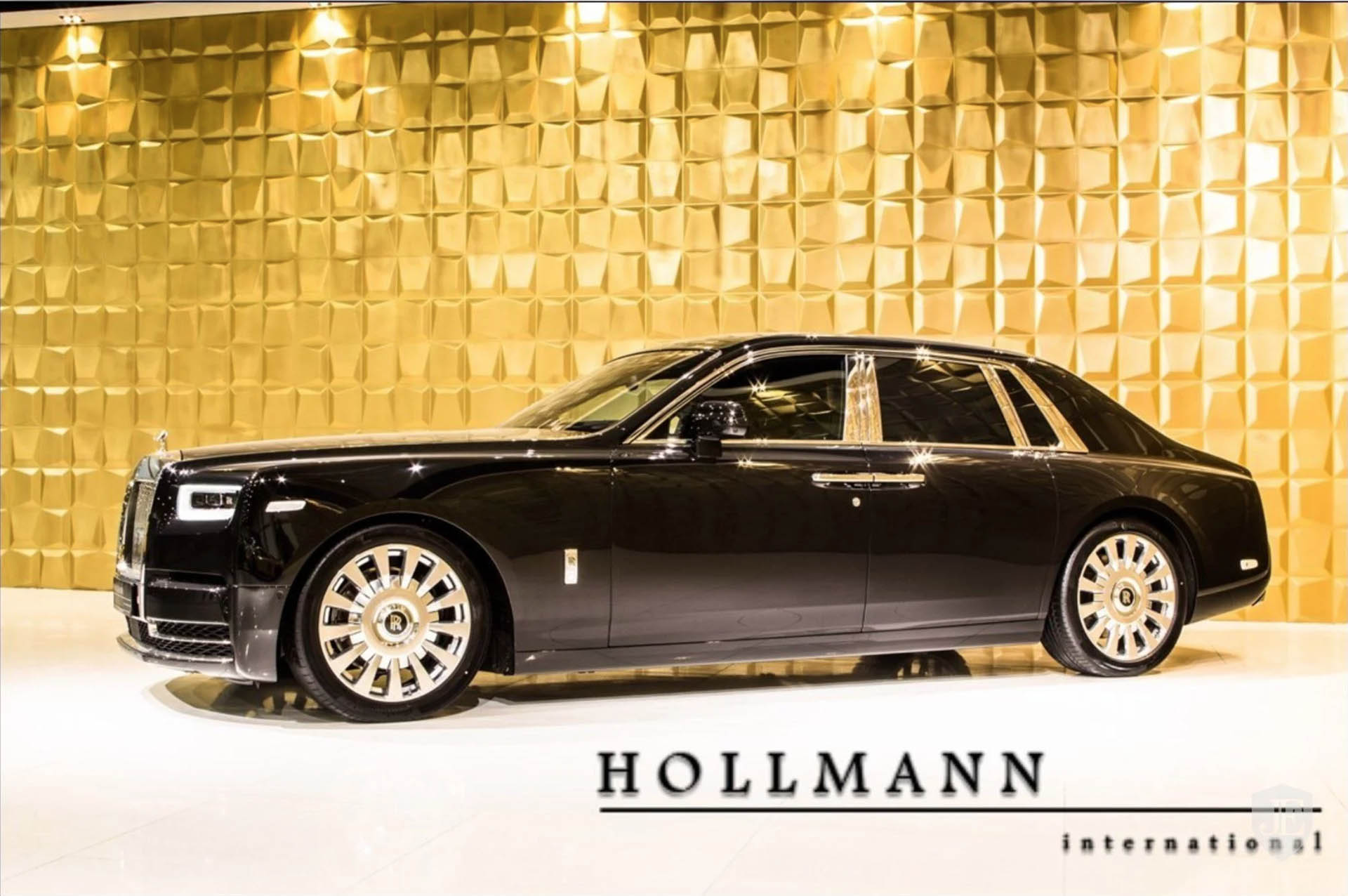 rolls-royce-phantom-viii-hollmann-25 Want A New Rolls-Royce Phantom? This German Dealer Already Has One In Stock