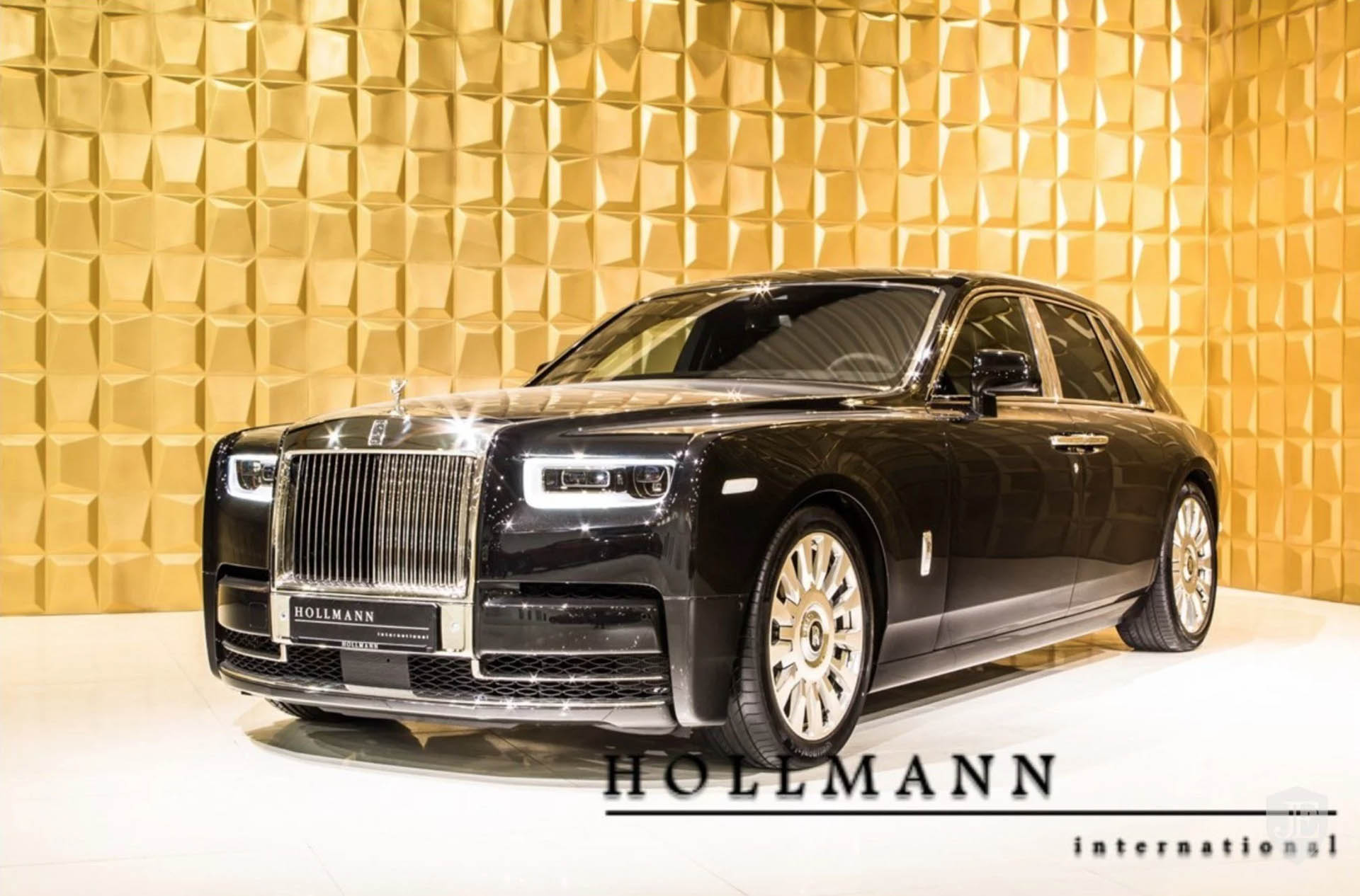 rolls-royce-phantom-viii-hollmann-26 Want A New Rolls-Royce Phantom? This German Dealer Already Has One In Stock