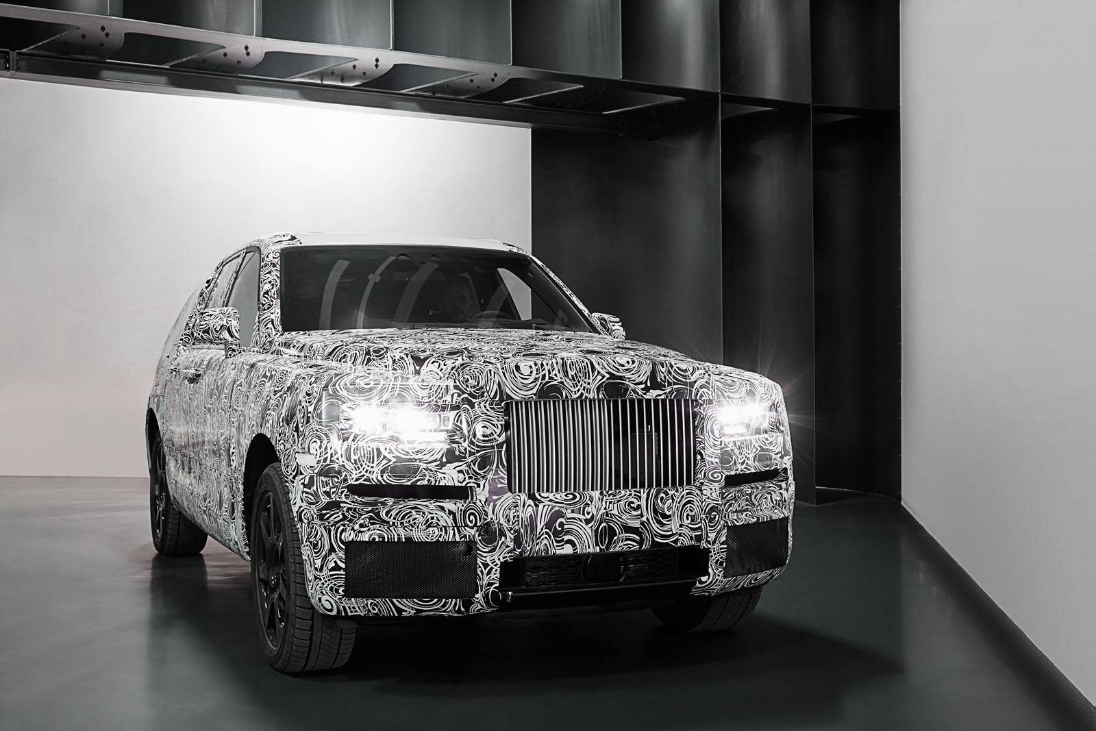 rolls-royce-suv-closed-room-event-1 Rolls-Royce Will First Unveil SUV At Private Event This Summer