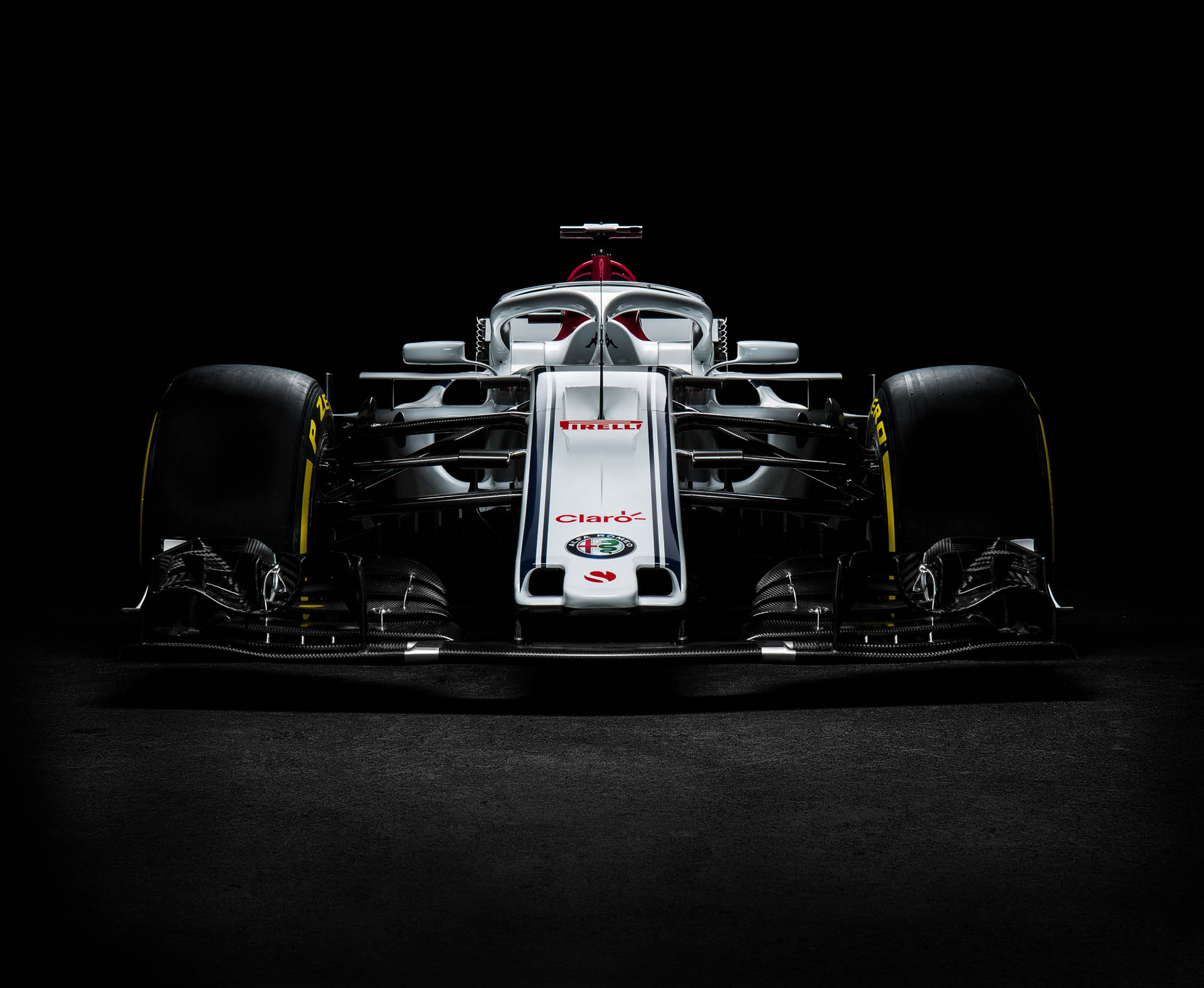 180220_Alfa_Romeo_Front_low copy Alfa Romeo Sauber Reveals New C37 For F1 2018