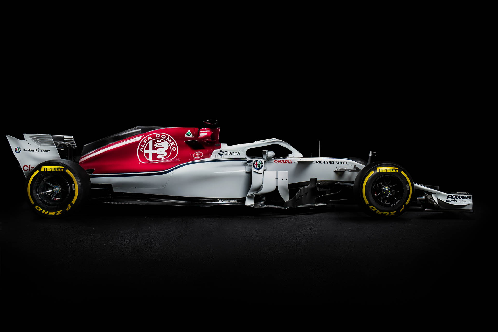 180220_Alfa_Romeo_Side_Low copy Alfa Romeo Sauber Reveals New C37 For F1 2018