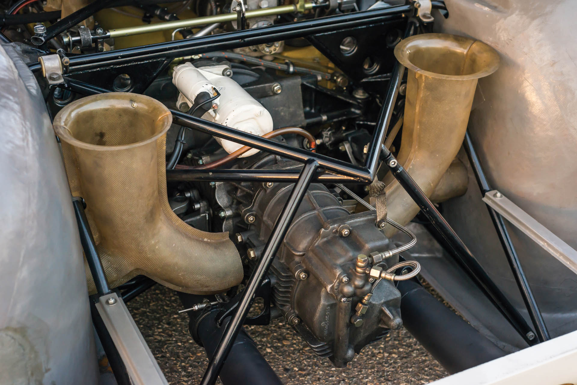 1968-Porsche-908-Works--Short-Tail--Coupe_33 This 1968 Porsche 908 Could Be Your Vintage Racing Dream Come True