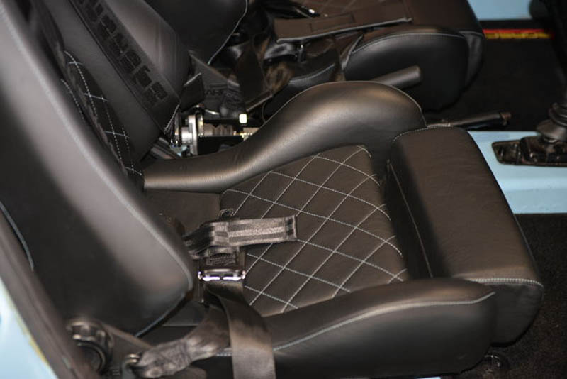 1970-porsche-911t-rally-gulf-auction-02 Go Rallying In Style With This Gulf-Liveried 1970 Porsche 911 T