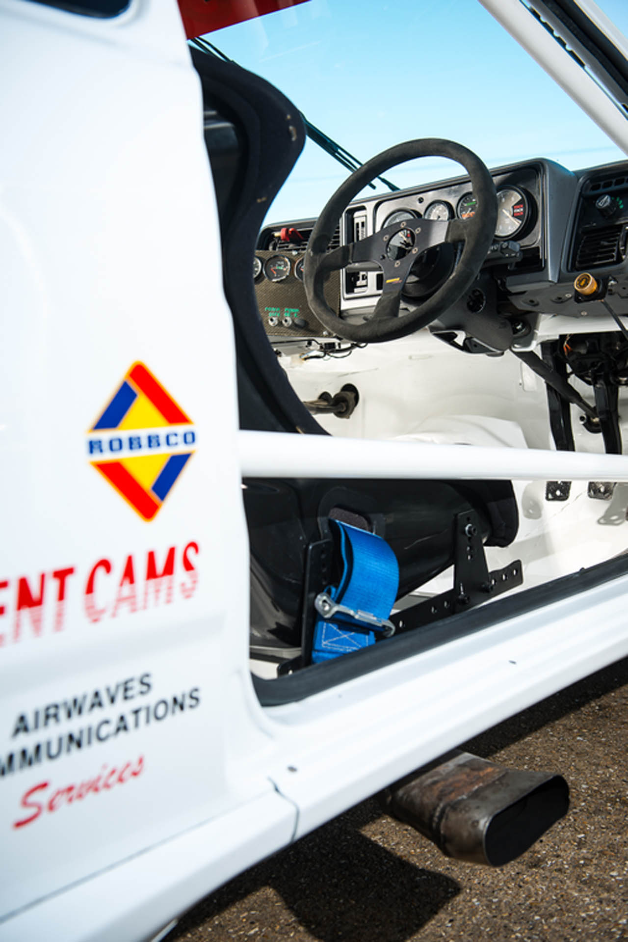 1990-ford-fiesta-cosworth-rs500-btcc-09 copy For $300k, You’d Better Believe This Is No Ordinary Ford Sierra