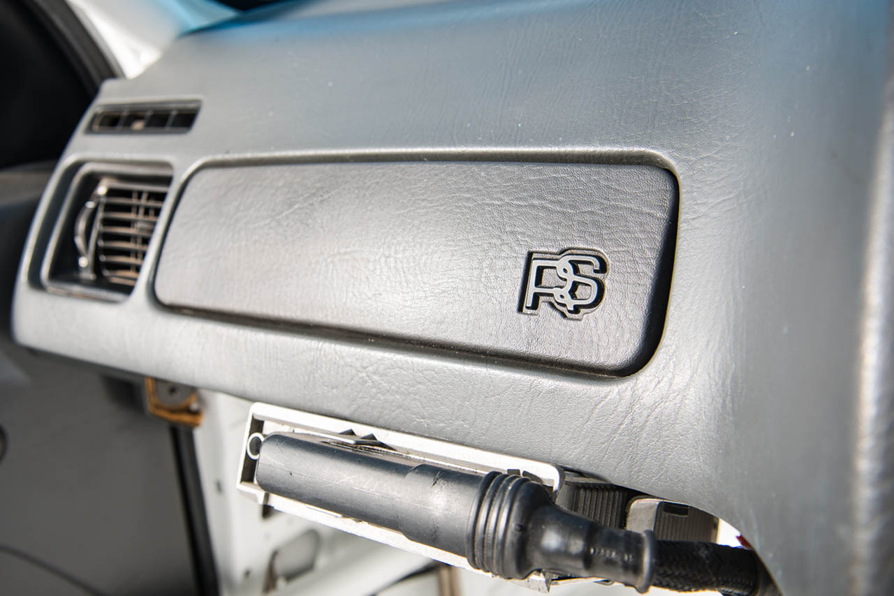 1990-ford-fiesta-cosworth-rs500-btcc-10 copy For $300k, You’d Better Believe This Is No Ordinary Ford Sierra