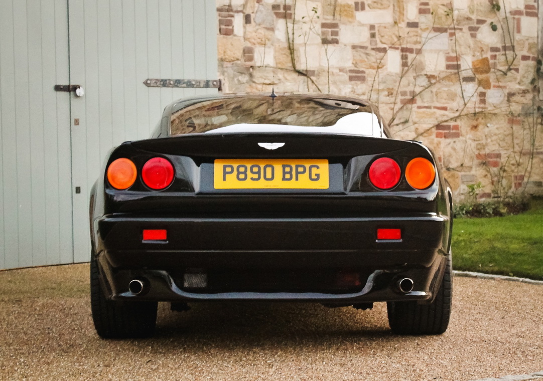 1997-aston-martin-v8-vantage-elton-john-5 Drive Away In Sir Elton John’s Classic Aston Martin Vantage