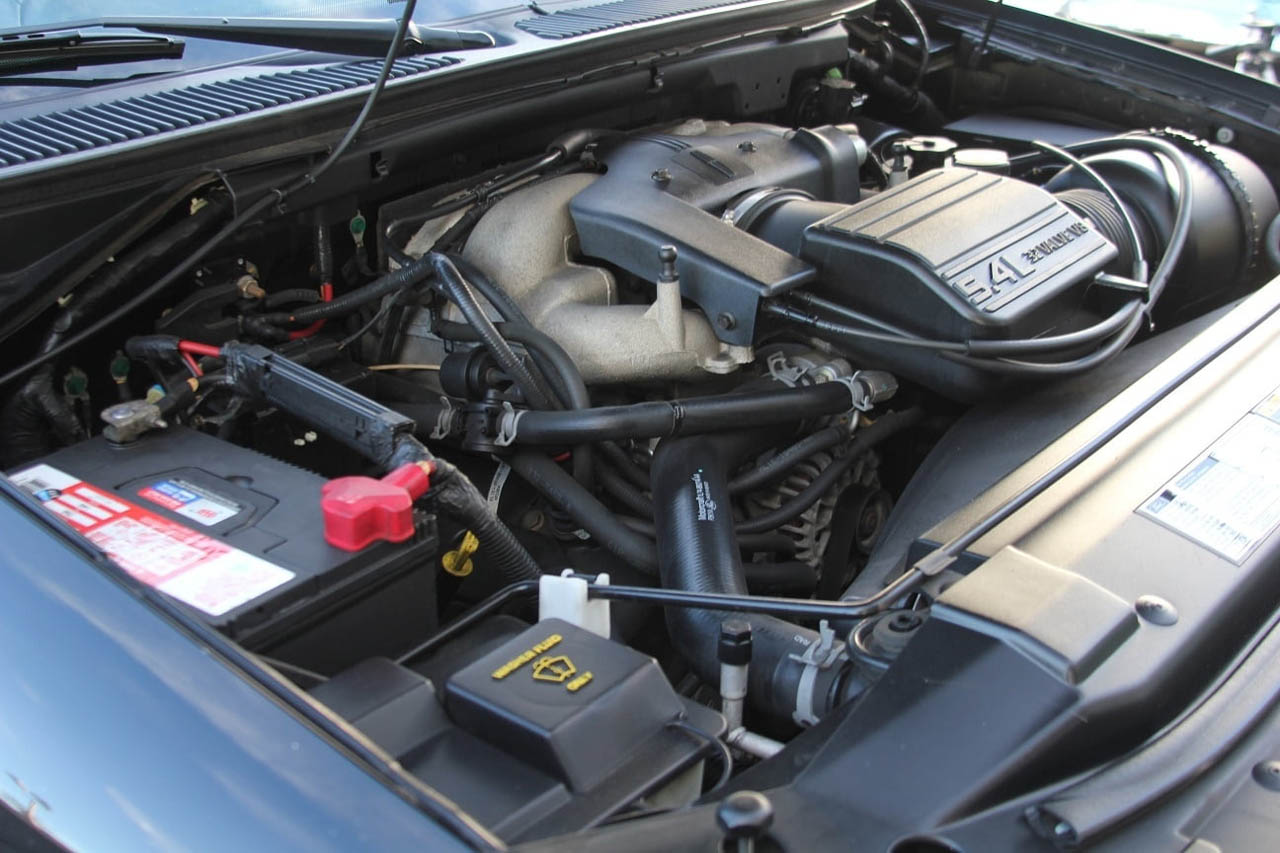 2002-lincoln-blackwood-10 Pick Up This Lincoln Truck And Get Your Blackwood On