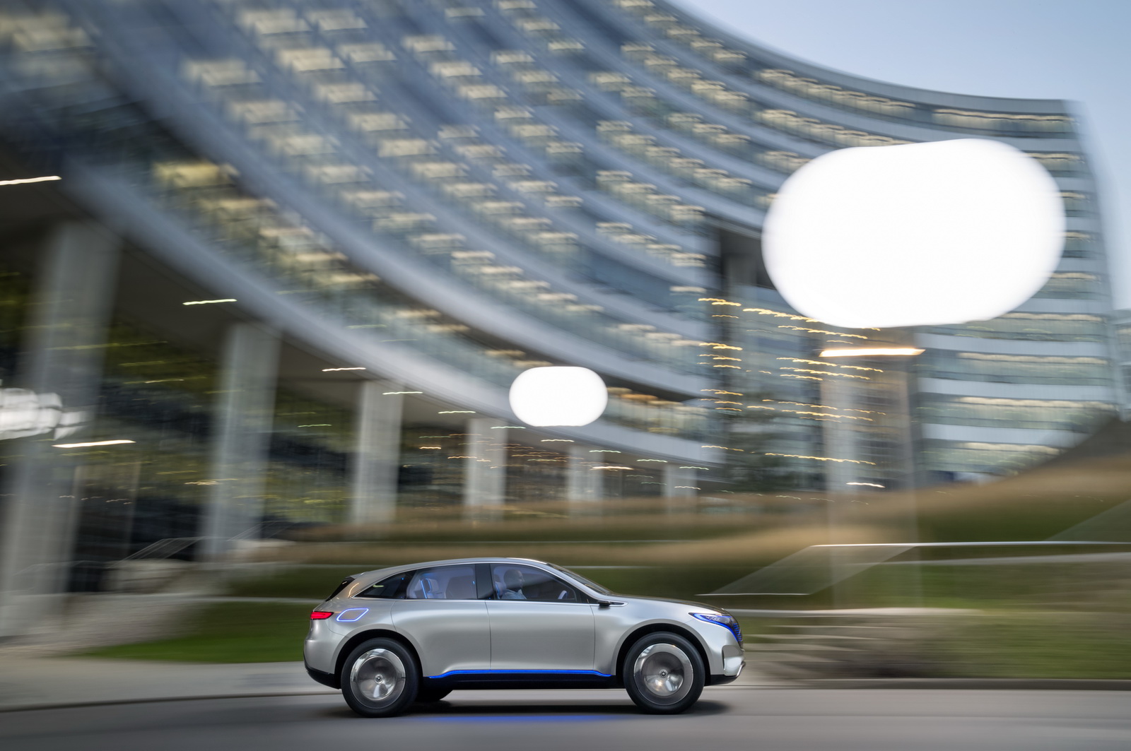 Generation EQ Geely Reportedly Bought Shares In Daimler In A Bid For Alliance