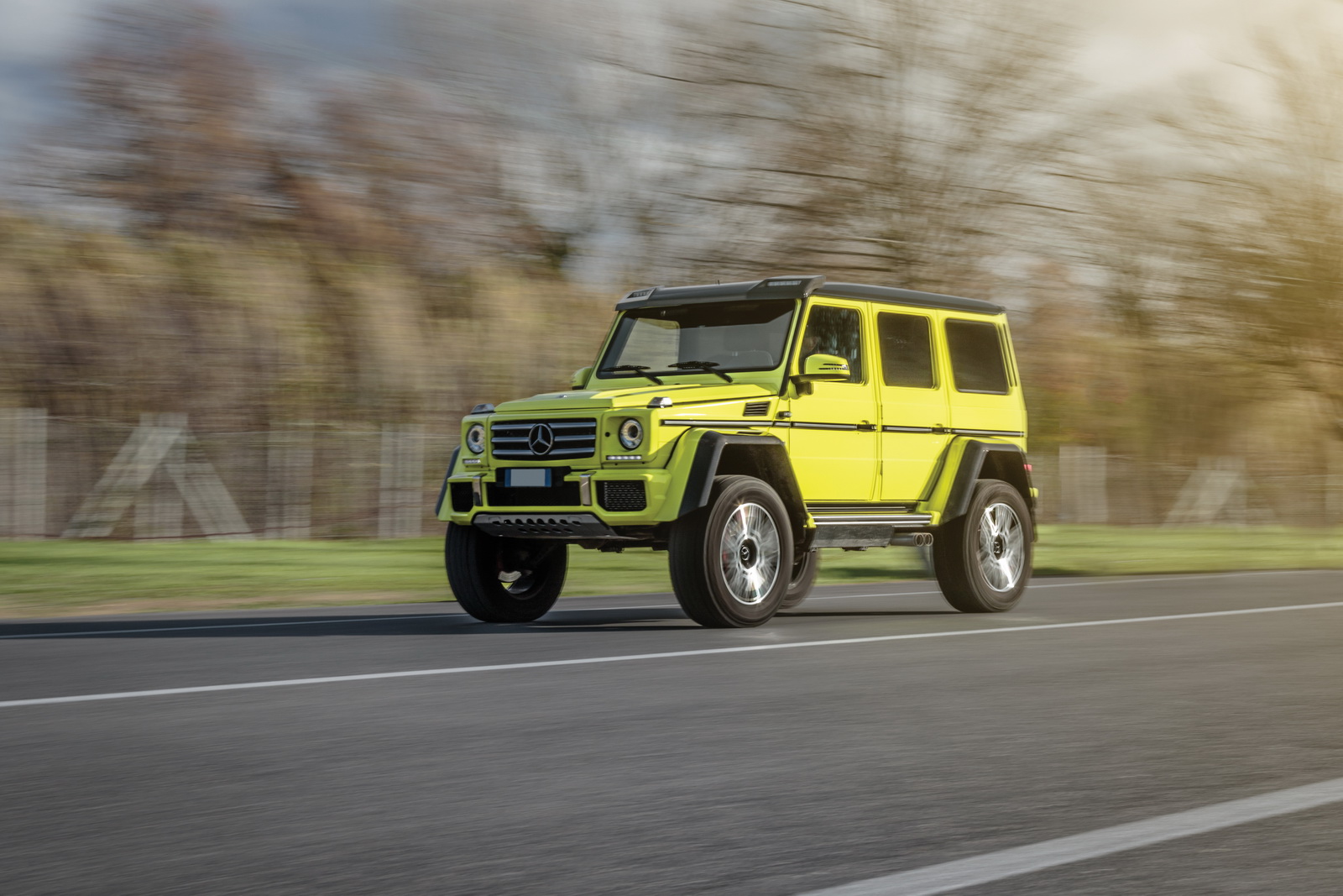2016-mercedes-benz-g500-4x42-6 Forget About The New G-Class; The Mercedes G500 4×4² Is The One You Want