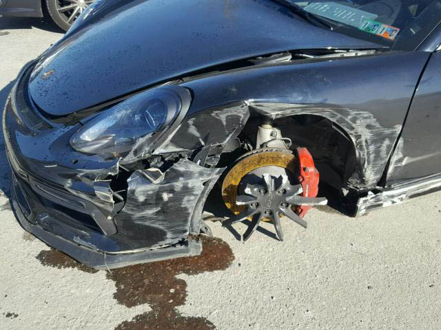 2016-porsche-cayman-gt4-salvage-02 You Can Have This Porsche Cayman GT4 Right Now, But…
