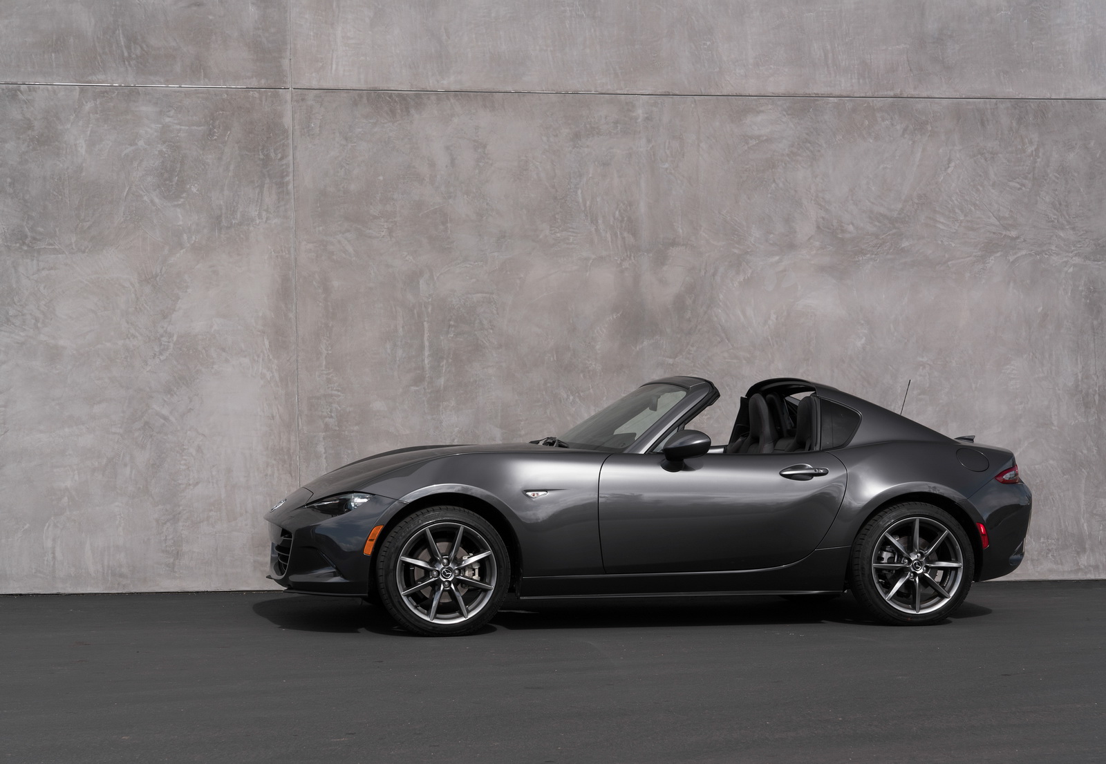 2017-mazda-mx-5-rf-1 2018 Mazda MX-5 RF Arrives With Modest Updates And $25,295 Starting Price