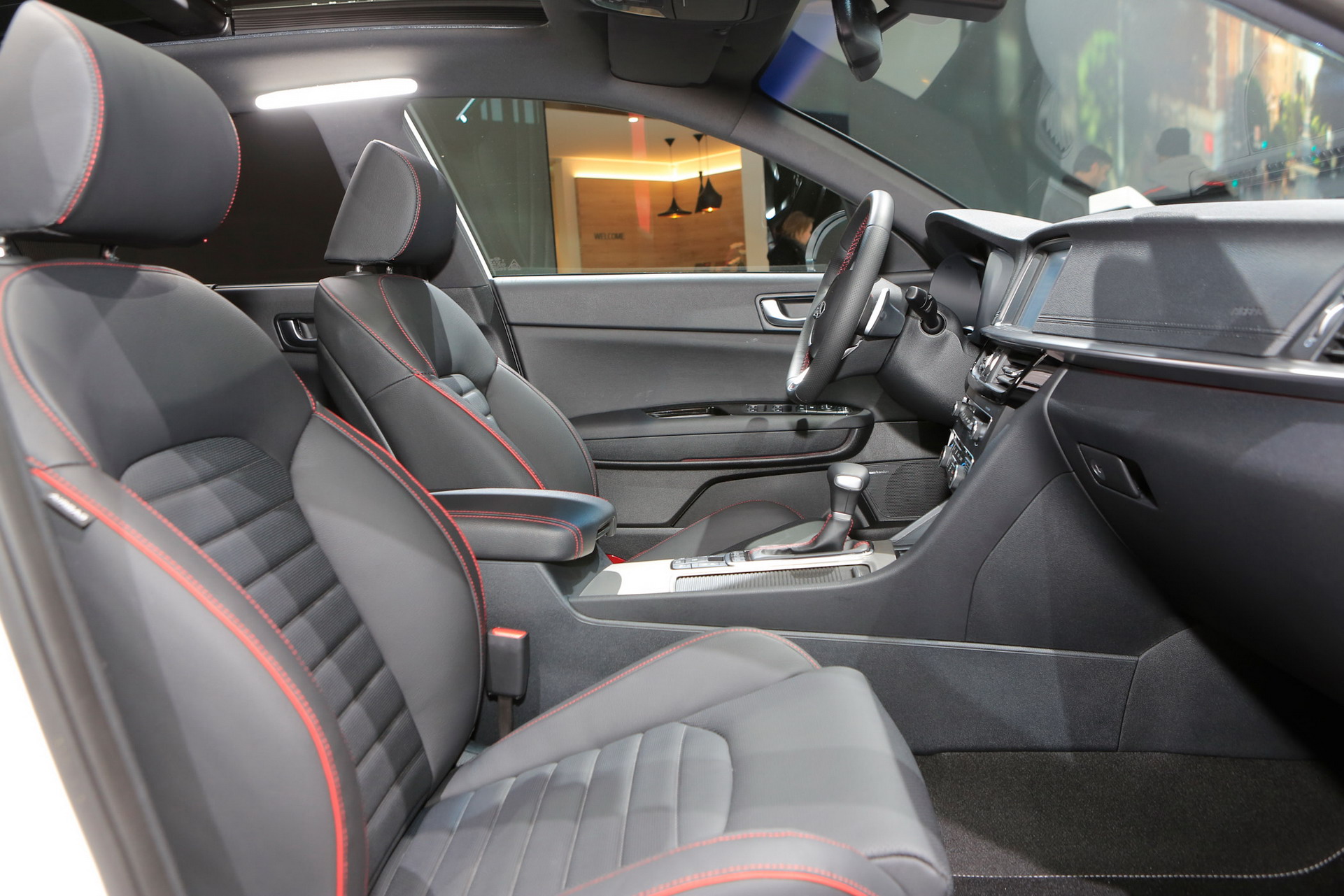 2018-Kia-Optima-7 2018 Kia Optima Gets Styling, Tech And Engine Updates | Geneva Images