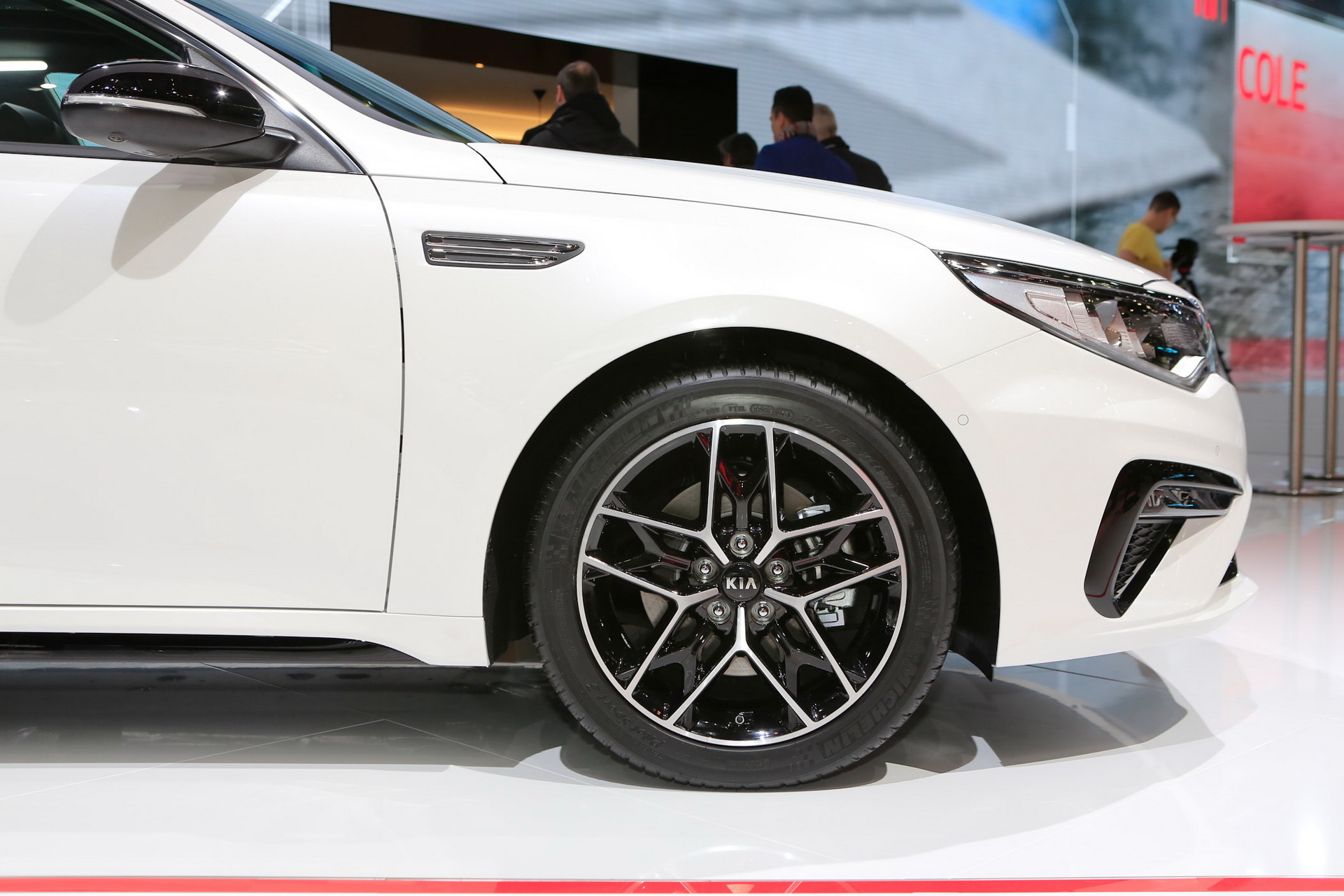 2018-Kia-Optima-9 2018 Kia Optima Gets Styling, Tech And Engine Updates | Geneva Images