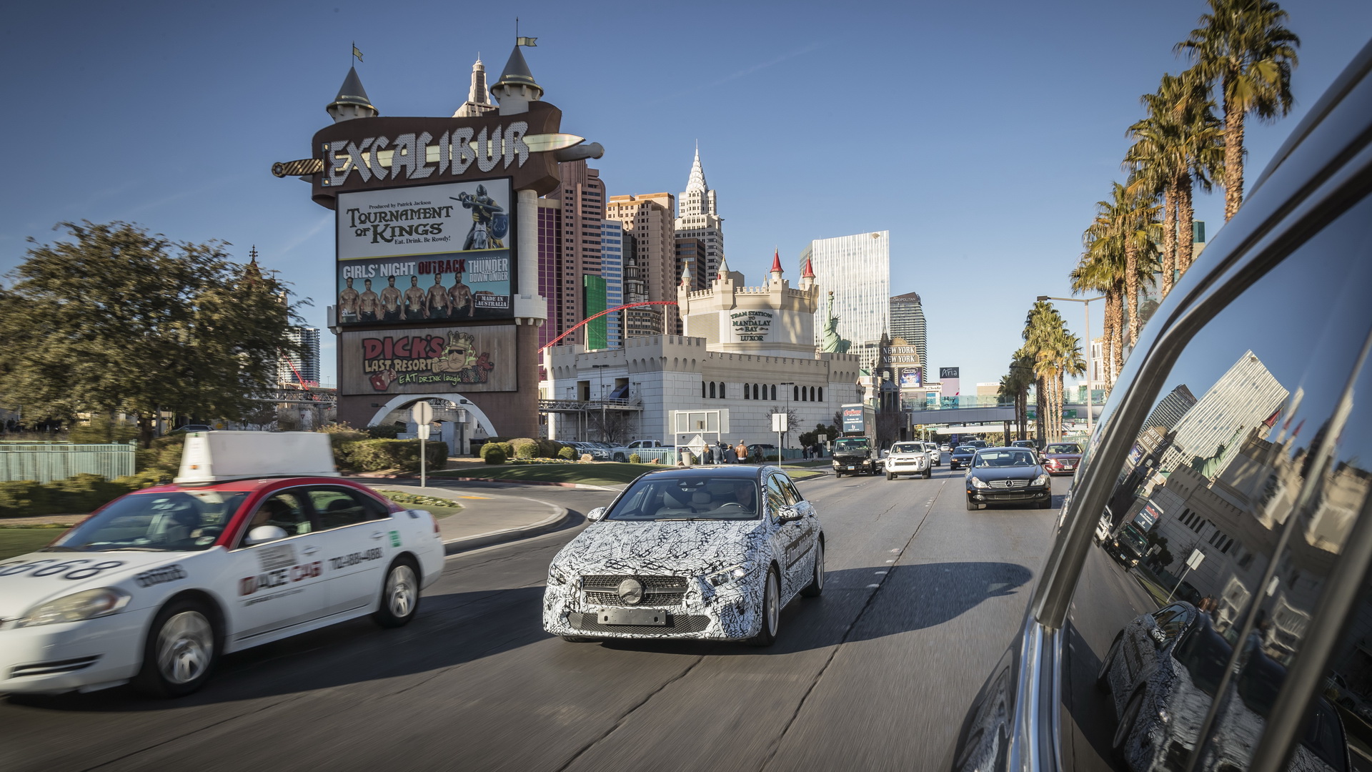 Mercedes-Benz auf der Consumer Electronics Show (CES, 2018) in Las Vegas Watch 2018 Mercedes A-Class World Premiere Live Here At 1:00PM EST