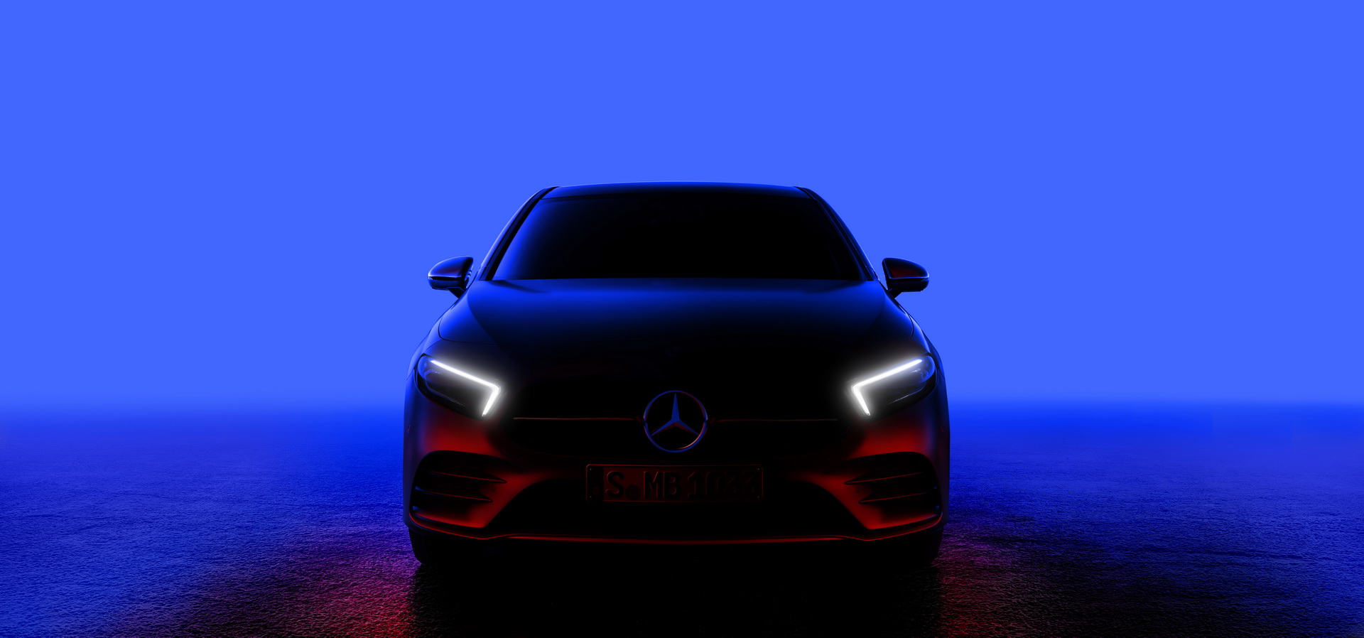Weltpremiere online live miterleben: Großer Auftritt für die neue A-KlasseWitness the world premiere live online: Big debut for the new A-Class Watch 2018 Mercedes A-Class World Premiere Live Here At 1:00PM EST