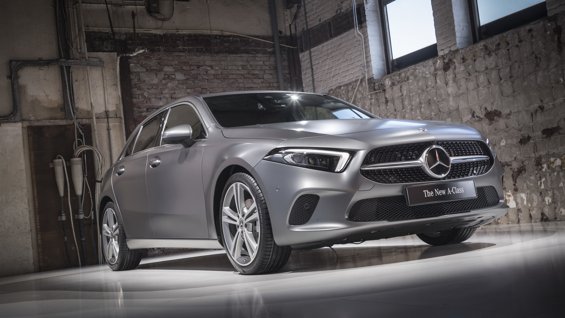 2018-Mercedes-Benz-A-Class-24 2019 Mercedes A-Class Grows Up, Gets More Stylish And A Lot Smarter (Live Images)