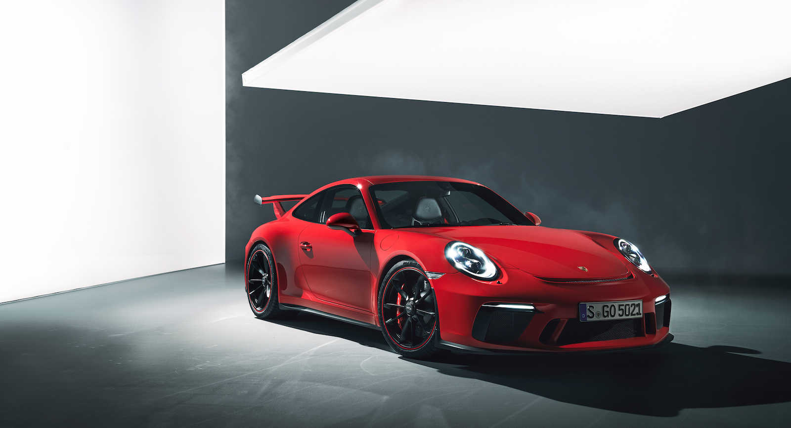 2018 Porsche 911 GT3 Porsche 911 GT3 Will Soldier On With Naturally-Aspirated Engine, Manual Gearbox