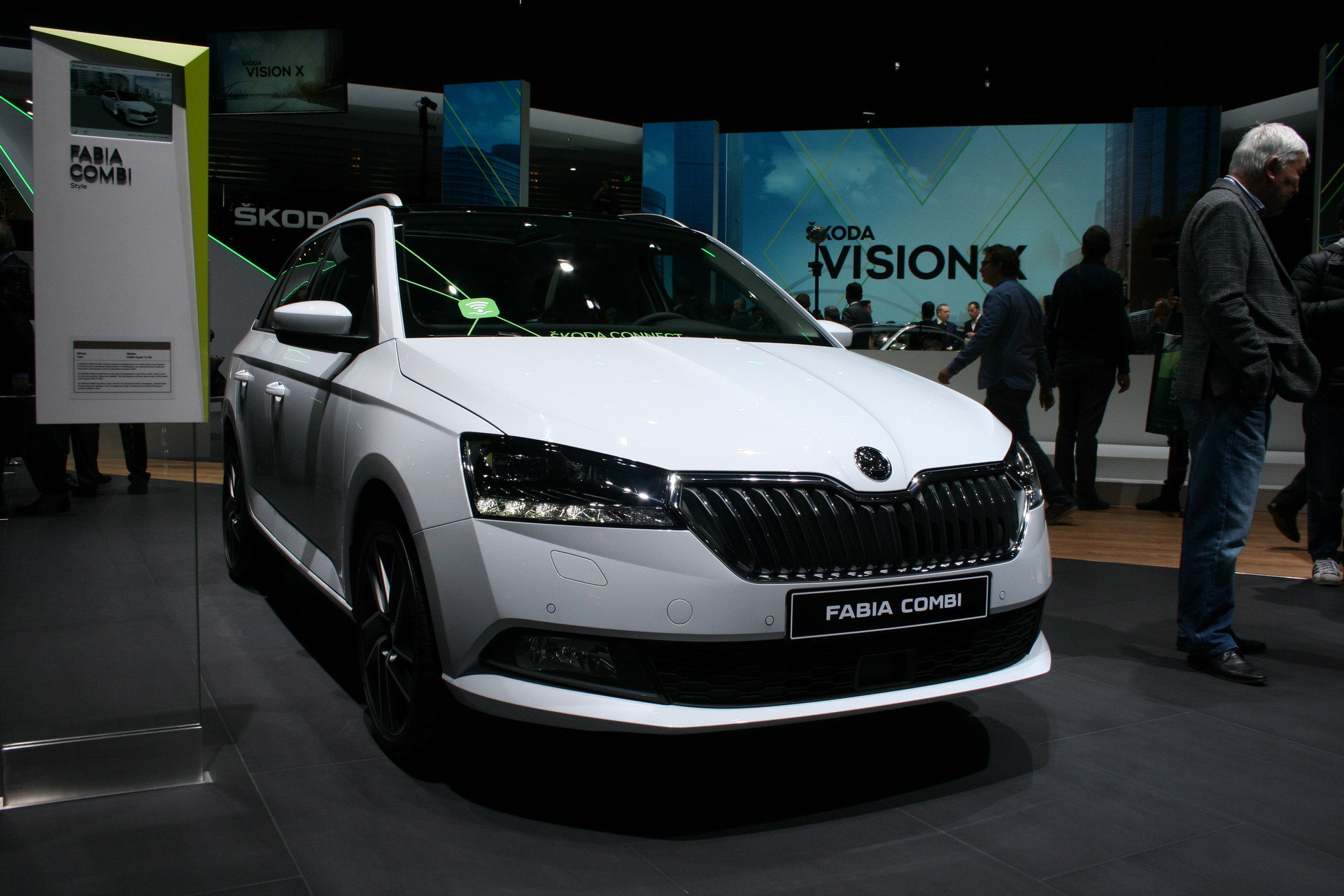 2018-Skoda-Fabia-FL-183 Skoda Fabia Puts On A Fresh Face And Embraces The Power Of Three In Geneva