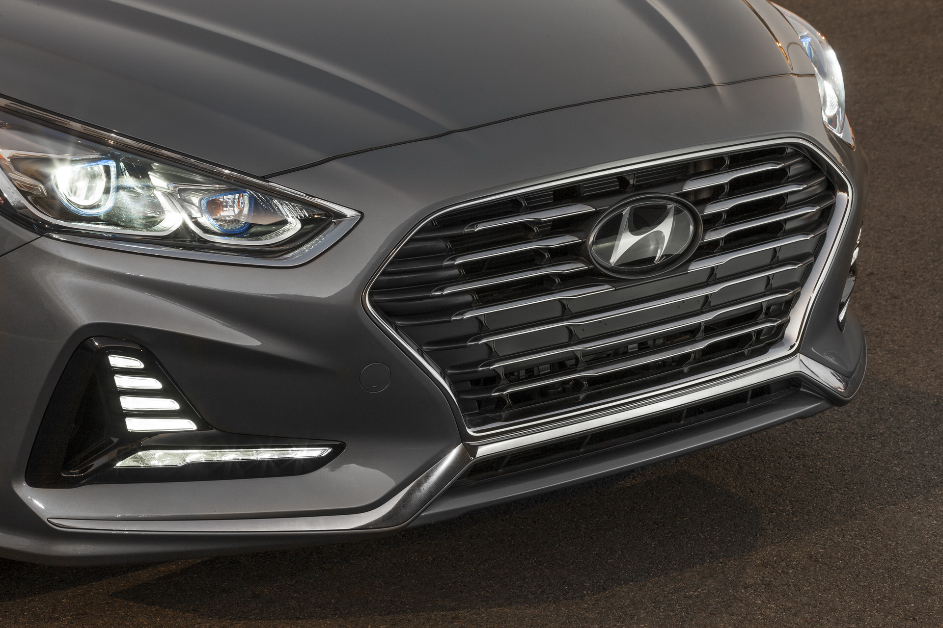 2018-SonataHybrid-02 First Look At Facelifted 2018 Hyundai Sonata Hybrid And Plug-In Hybrid