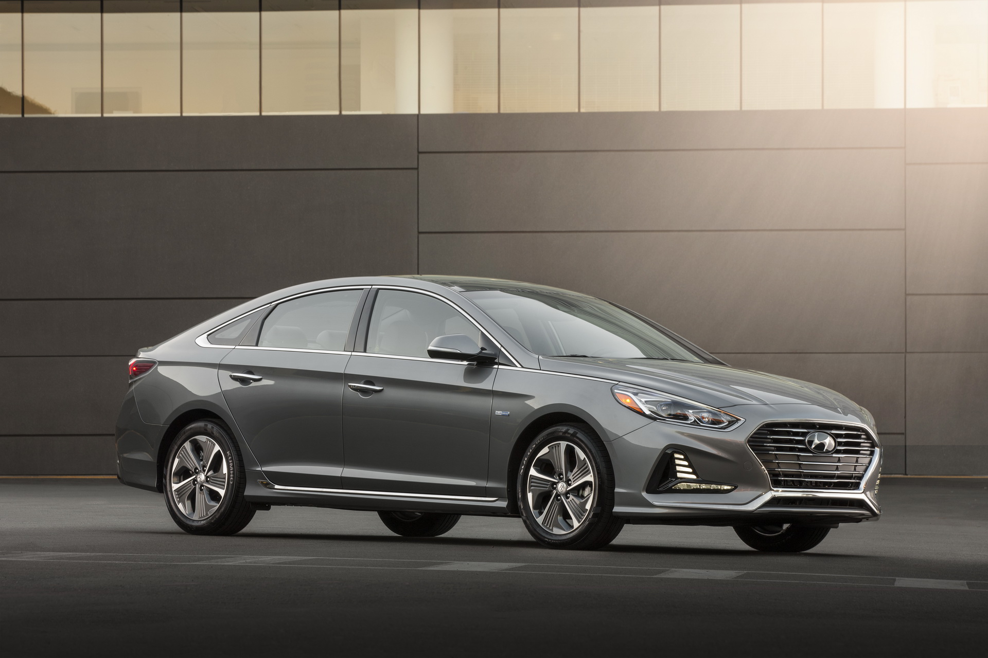 2018-SonataHybrid-05 First Look At Facelifted 2018 Hyundai Sonata Hybrid And Plug-In Hybrid