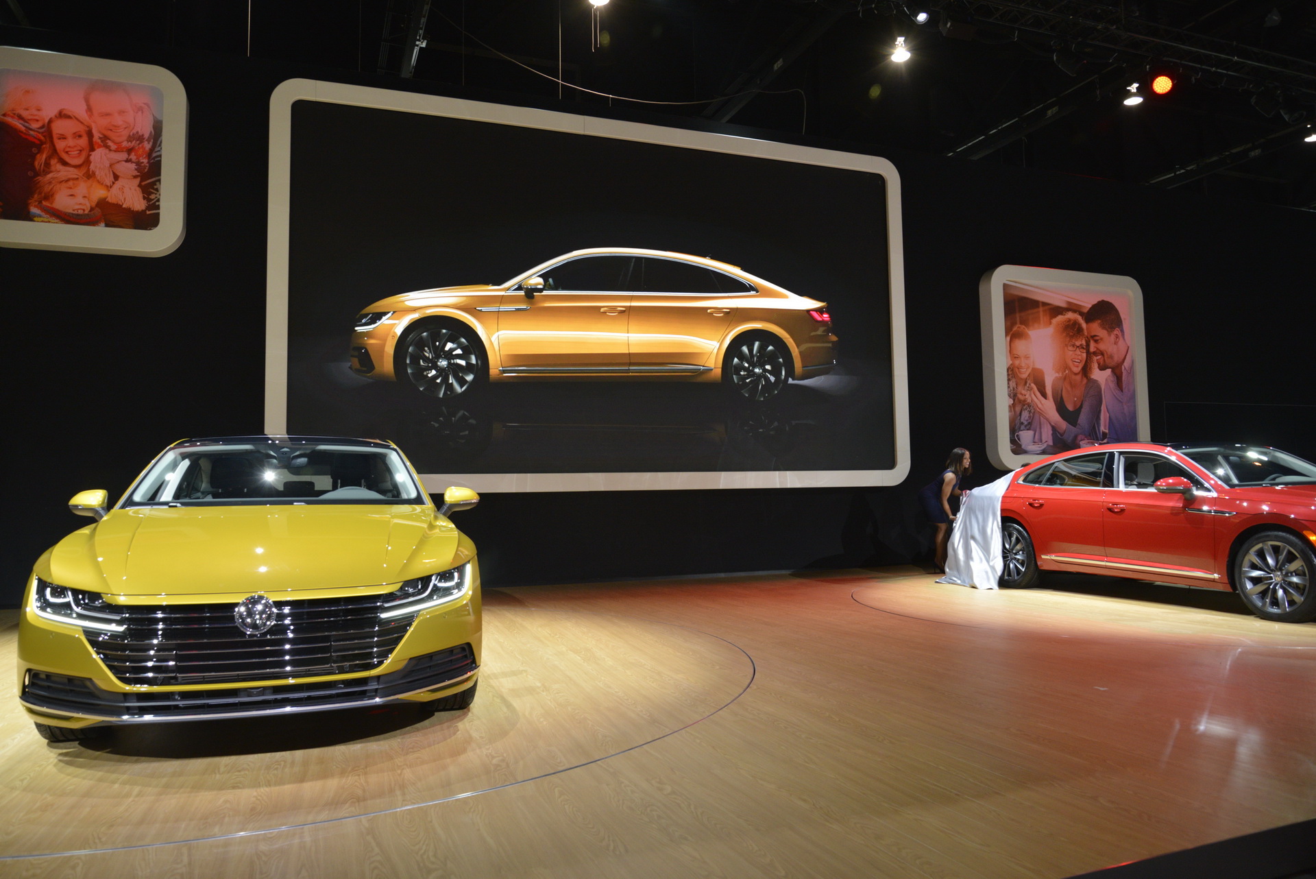 2018-VW-Arteon-01 US-Spec VW Arteon Lands In Chicago, Sales To Begin In Late 2018