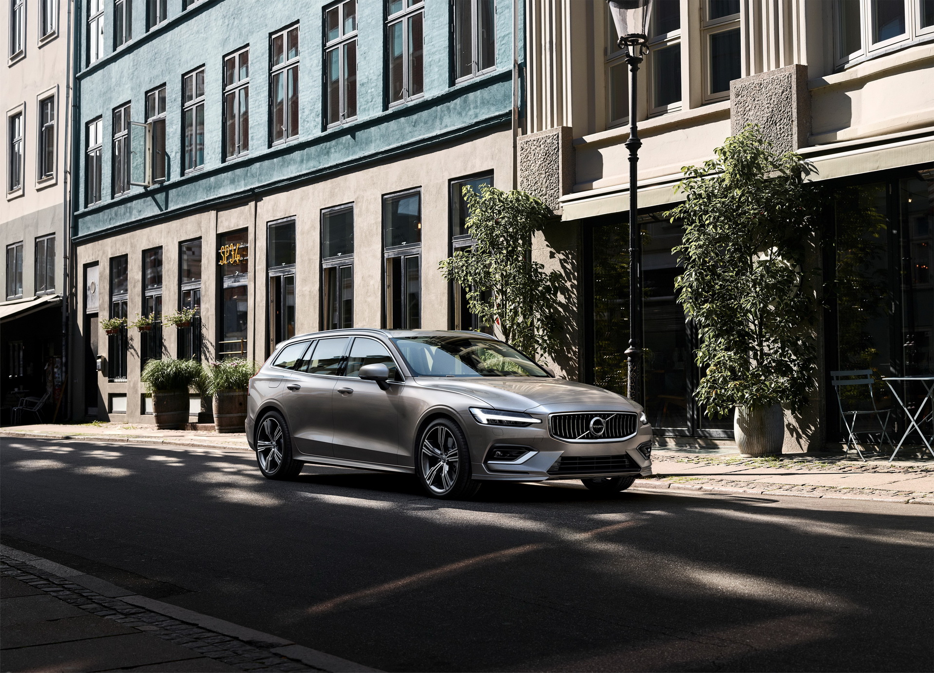 New Volvo V60 exterior Volvo S60 Coming This Summer, V60 Cross Country Also Confirmed
