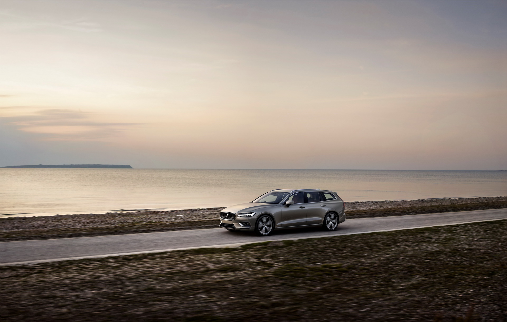New Volvo V60 exterior Official: New Volvo V60 Is A Sexy Wagon Packed With Advanced Tech