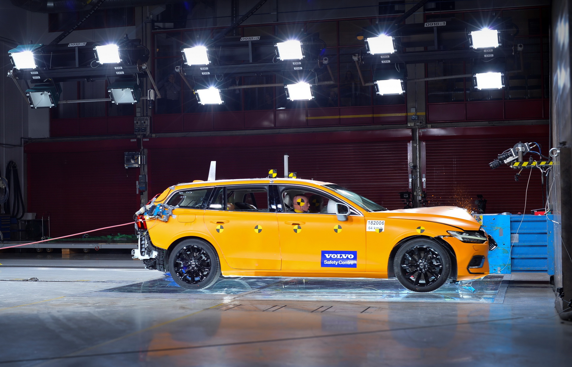 New Volvo V60 crash test still Official: New Volvo V60 Is A Sexy Wagon Packed With Advanced Tech