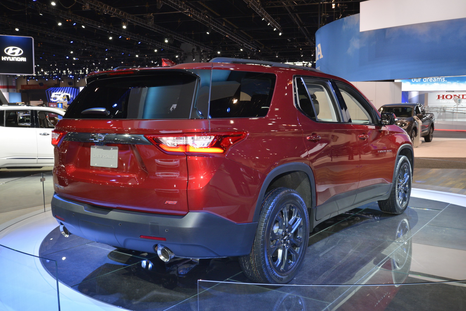2018-chevrolet-traverse-rs-3 Chevy’s All-Show, No Extra-Go Traverse RS Stops By Chicago