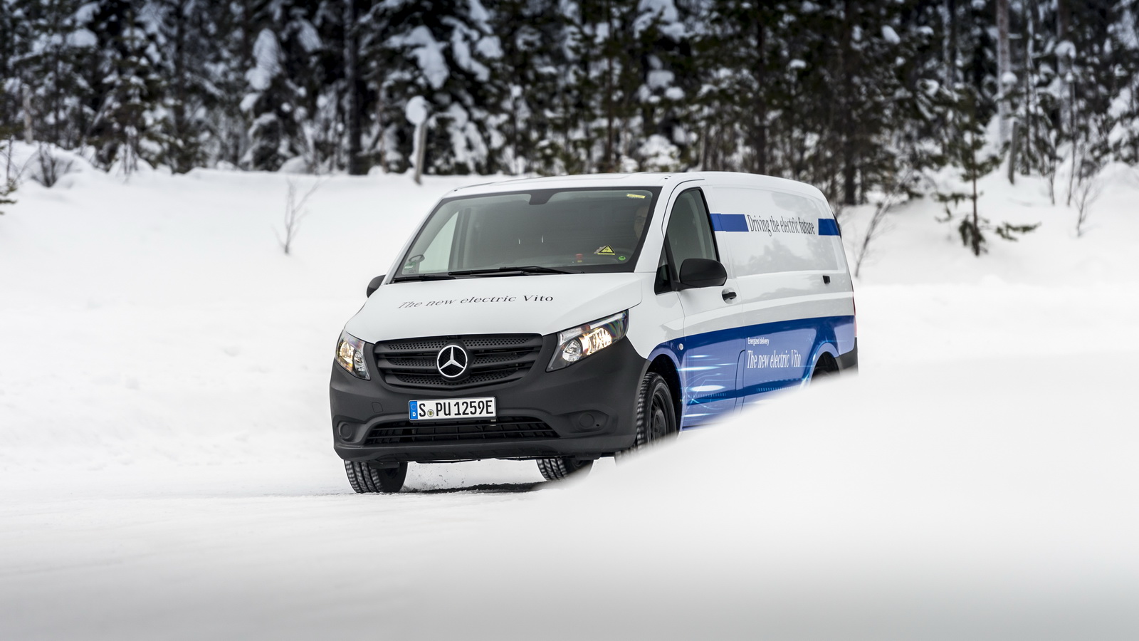 Elektrische Transporter von Mercedes-Benz Vans: Zuverlässig auch bei Kälte, Eis und Schnee: der elektrische Vito beim Härtetest am Polarkreis Mercedes-Benz eVito’s Batteries Learn To Cope With Low Temps