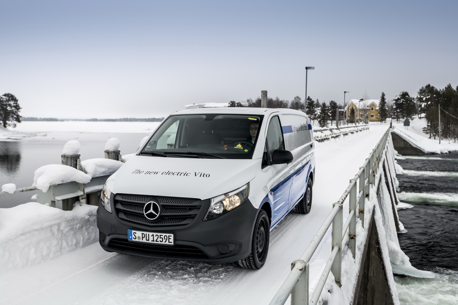 Elektrische Transporter von Mercedes-Benz Vans: Zuverlässig auch bei Kälte, Eis und Schnee: der elektrische Vito beim Härtetest am Polarkreis Mercedes-Benz eVito’s Batteries Learn To Cope With Low Temps