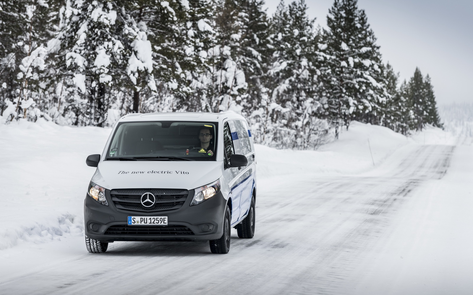 Elektrische Transporter von Mercedes-Benz Vans: Zuverlässig auch bei Kälte, Eis und Schnee: der elektrische Vito beim Härtetest am Polarkreis Mercedes-Benz eVito’s Batteries Learn To Cope With Low Temps