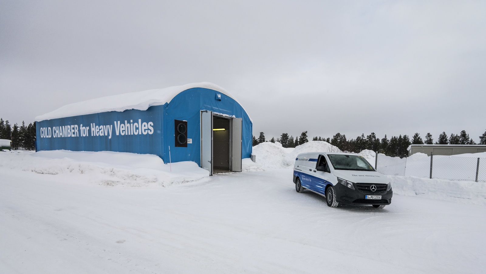 Elektrische Transporter von Mercedes-Benz Vans: Zuverlässig auch bei Kälte, Eis und Schnee: der elektrische Vito beim Härtetest am Polarkreis Mercedes-Benz eVito’s Batteries Learn To Cope With Low Temps