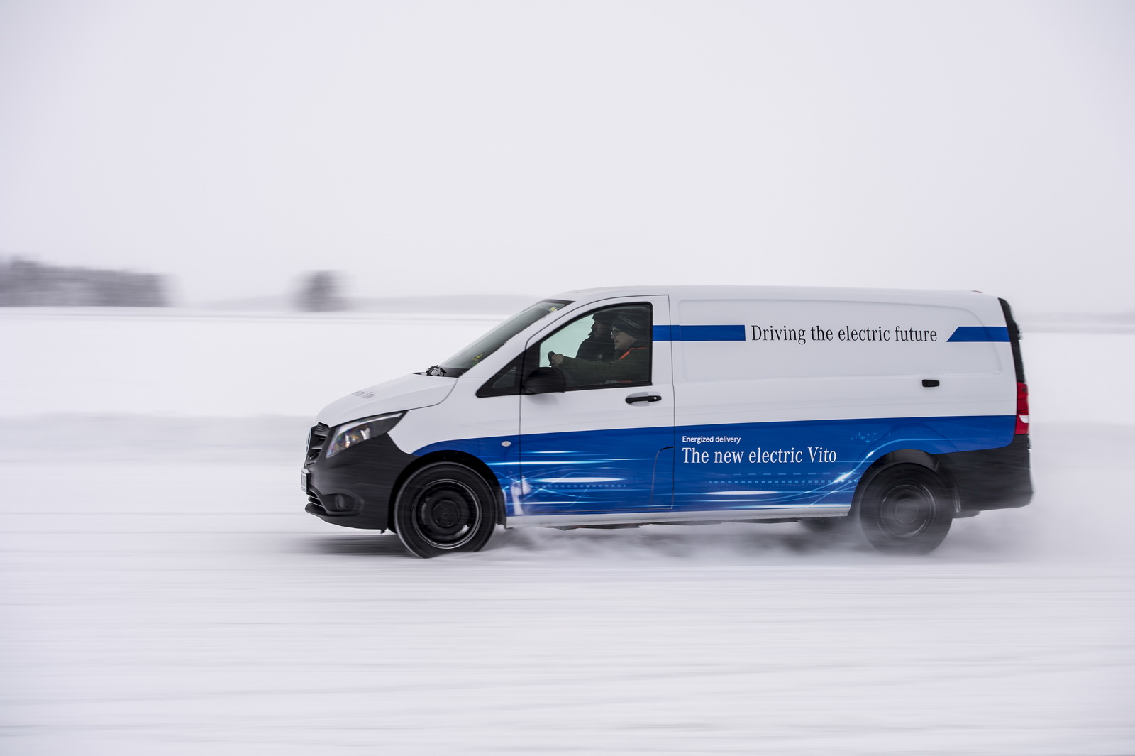 Elektrische Transporter von Mercedes-Benz Vans: Zuverlässig auch bei Kälte, Eis und Schnee: der elektrische Vito beim Härtetest am Polarkreis Mercedes-Benz eVito’s Batteries Learn To Cope With Low Temps