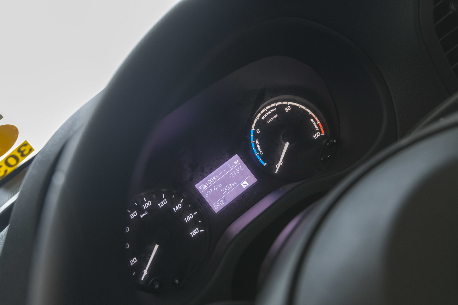 Elektrische Transporter von Mercedes-Benz Vans: Zuverlässig auch bei Kälte, Eis und Schnee: der elektrische Vito beim Härtetest am Polarkreis Mercedes-Benz eVito’s Batteries Learn To Cope With Low Temps