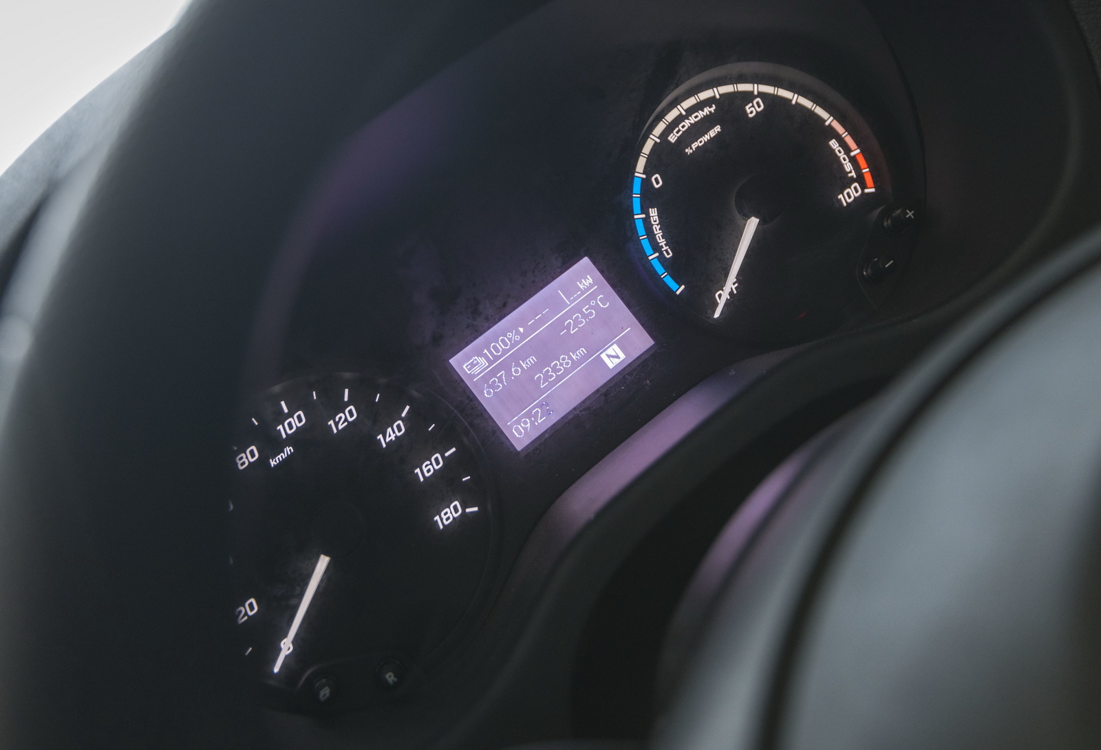 Elektrische Transporter von Mercedes-Benz Vans: Zuverlässig auch bei Kälte, Eis und Schnee: der elektrische Vito beim Härtetest am Polarkreis Mercedes-Benz eVito’s Batteries Learn To Cope With Low Temps