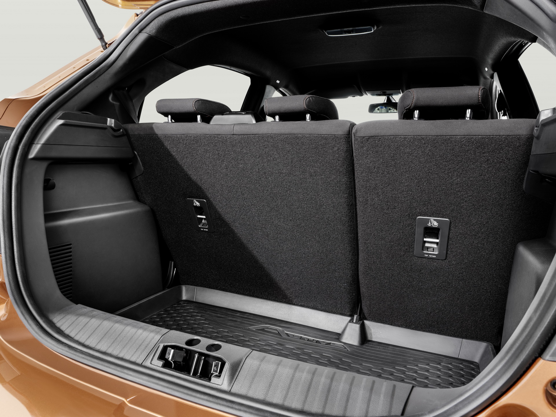 2018_FORD_KA+_ACTIVE_19 Ford Presents New SUV-Styled Ka+ Active With More Ground Clearance