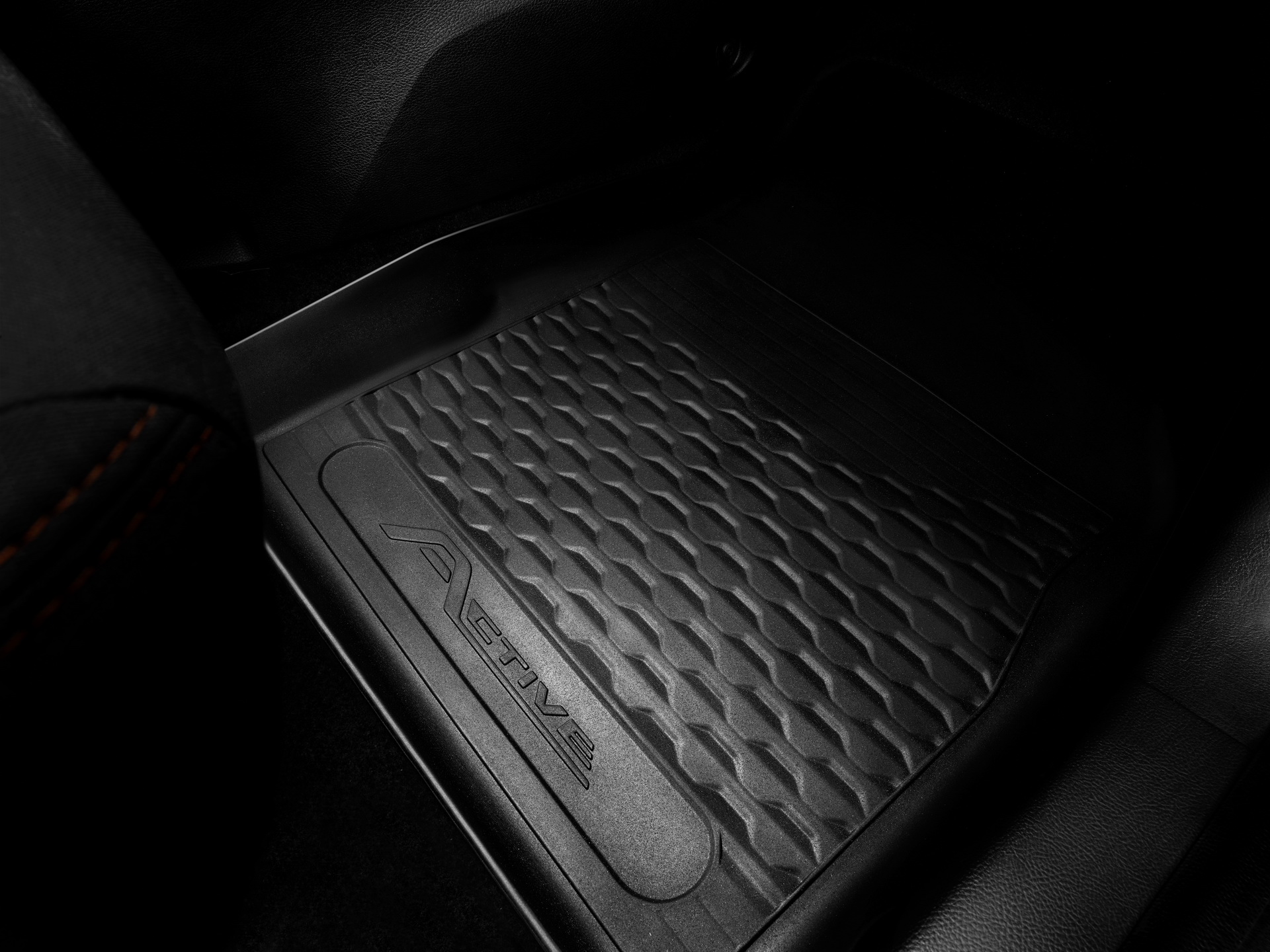 2018_FORD_KA+_ACTIVE_25 Ford Presents New SUV-Styled Ka+ Active With More Ground Clearance