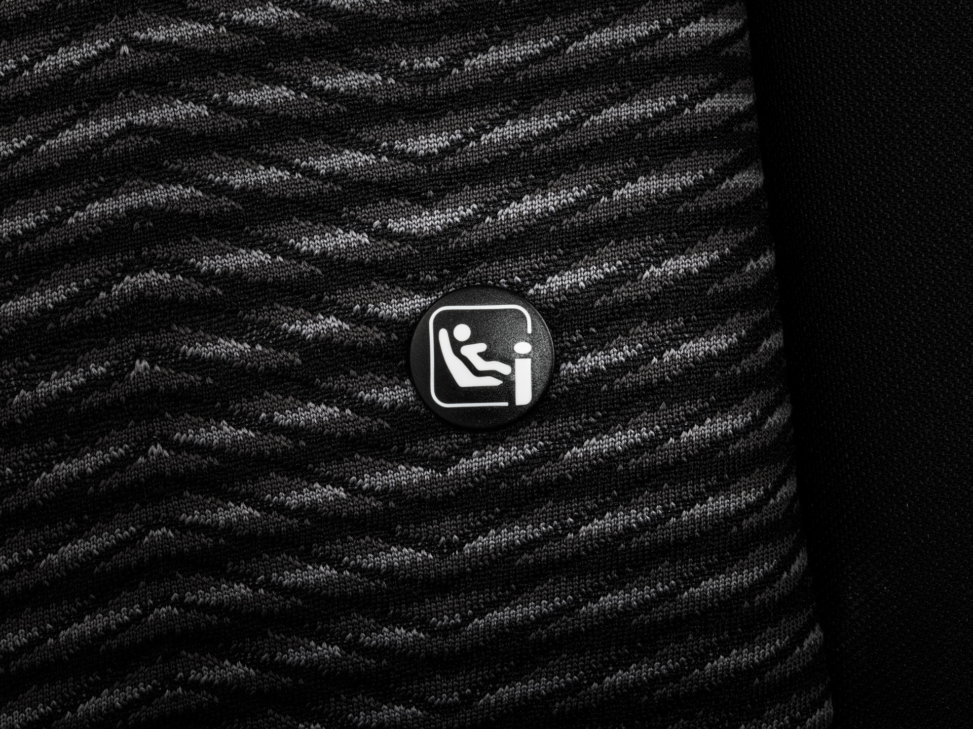 2018_FORD_KA+_ACTIVE_43 Ford Presents New SUV-Styled Ka+ Active With More Ground Clearance