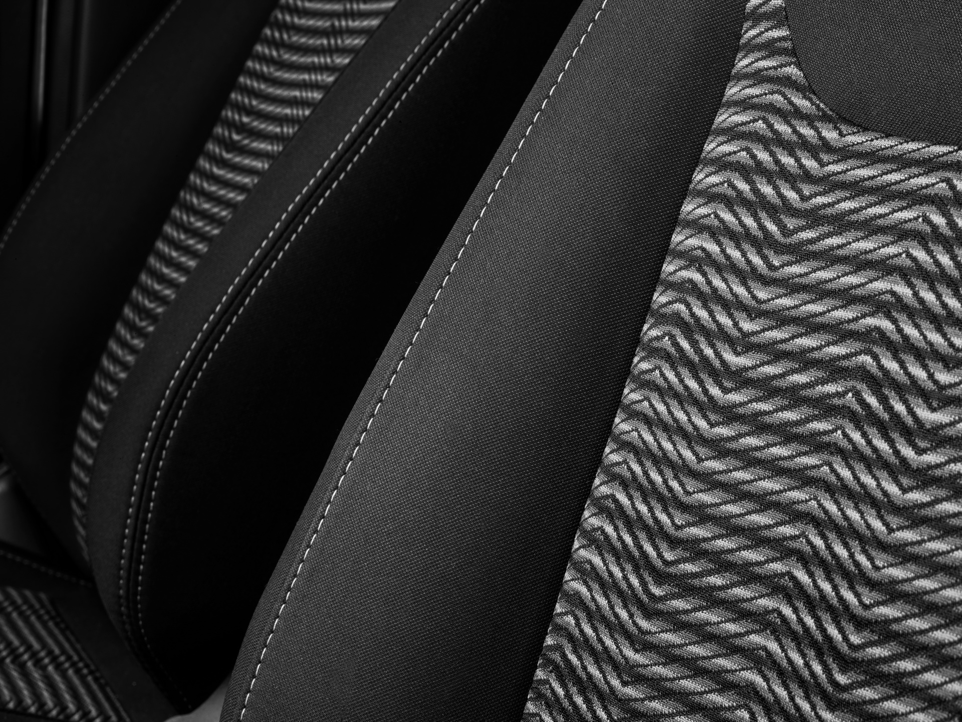 2018_FORD_KA+_ACTIVE_47 Ford Presents New SUV-Styled Ka+ Active With More Ground Clearance